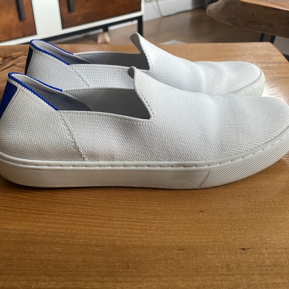 Rothy’s slip-on Sneaker in white - Picture 2 of 4